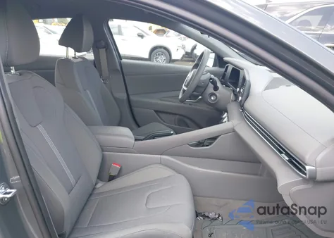 2024 Hyundai Elantra Se z USA, uszkodzony, nr VIN KMHLL4DG8RU847546